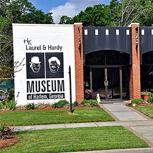 Leave ’Em Laughing